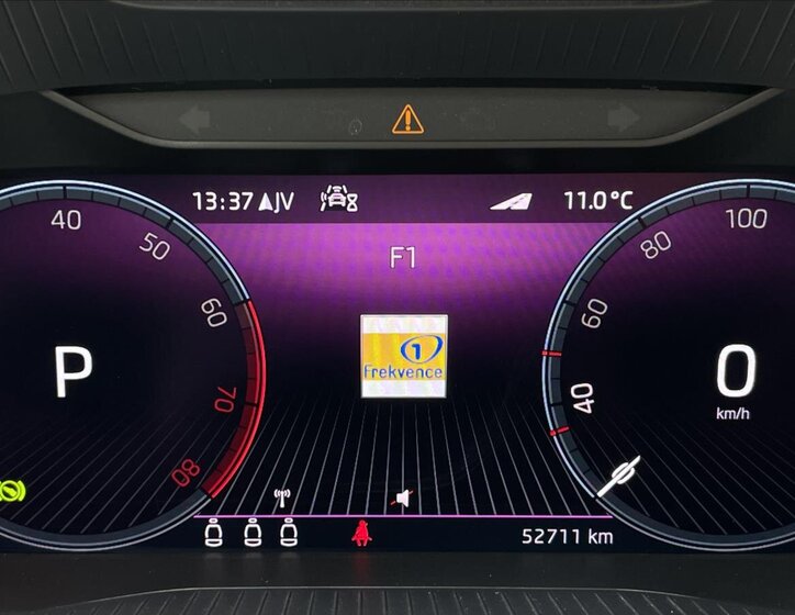 Škoda Karoq SUV / Terénní 1,5 l 110 kw