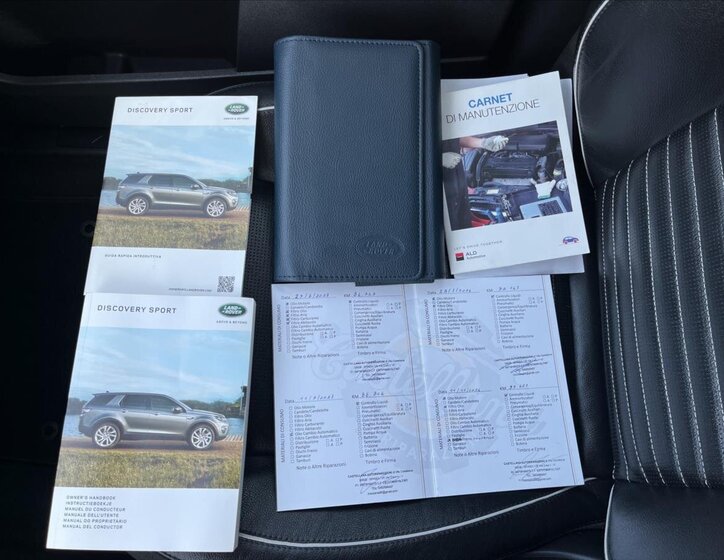 Land Rover Discovery Sport SUV / Terénní 2,0 l 110 kw