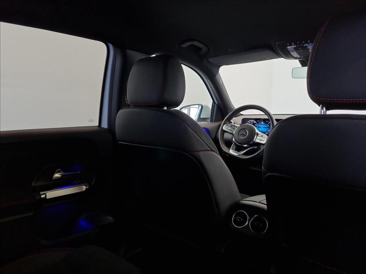 Mercedes-Benz GLB SUV 1,3 l 120 kw