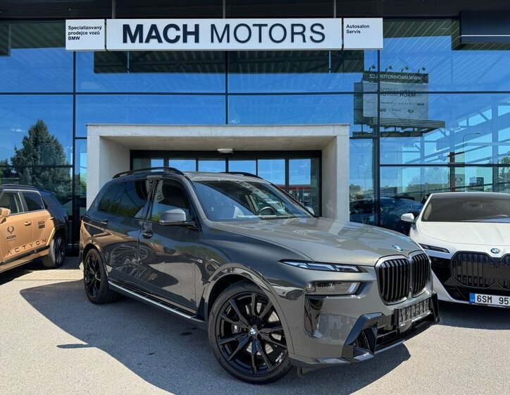 BMW X7 SUV / Terénní 3,0 l 250 kw