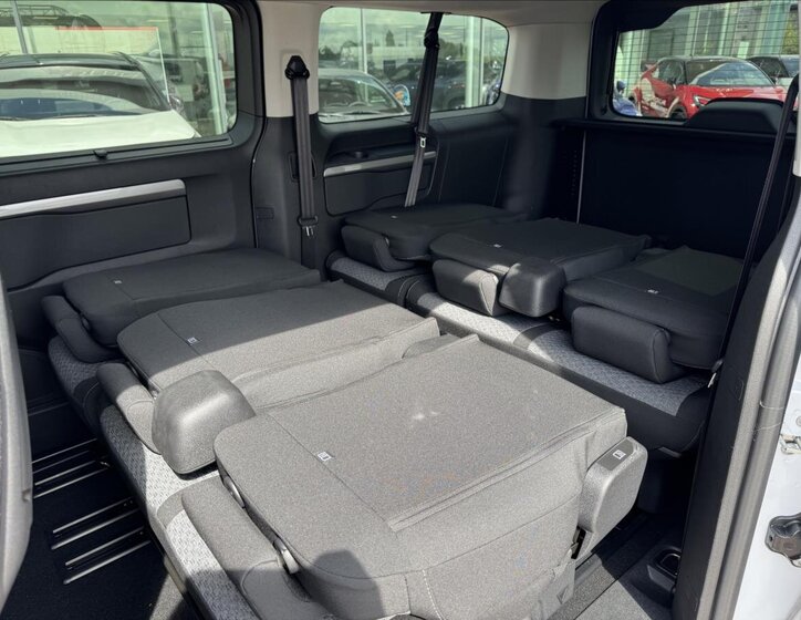 Toyota ProAce Verso 13