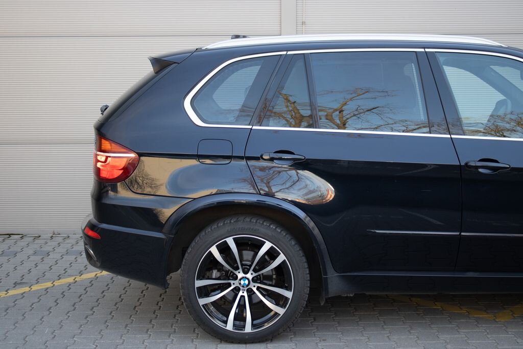 BMW X5 SUV / Terénní 3,0 l 225 kw