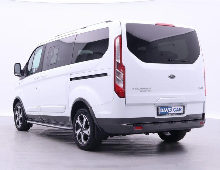 Ford Tourneo Custom 5