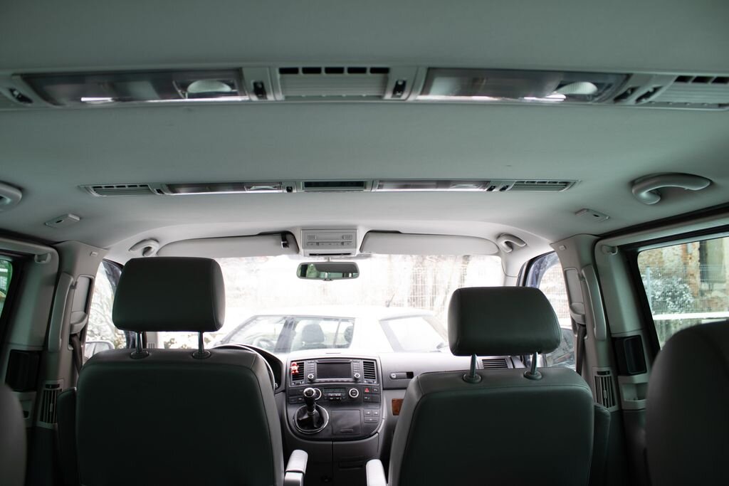 Volkswagen Ostatní VAN-Minibus 2,5 l 128 kw