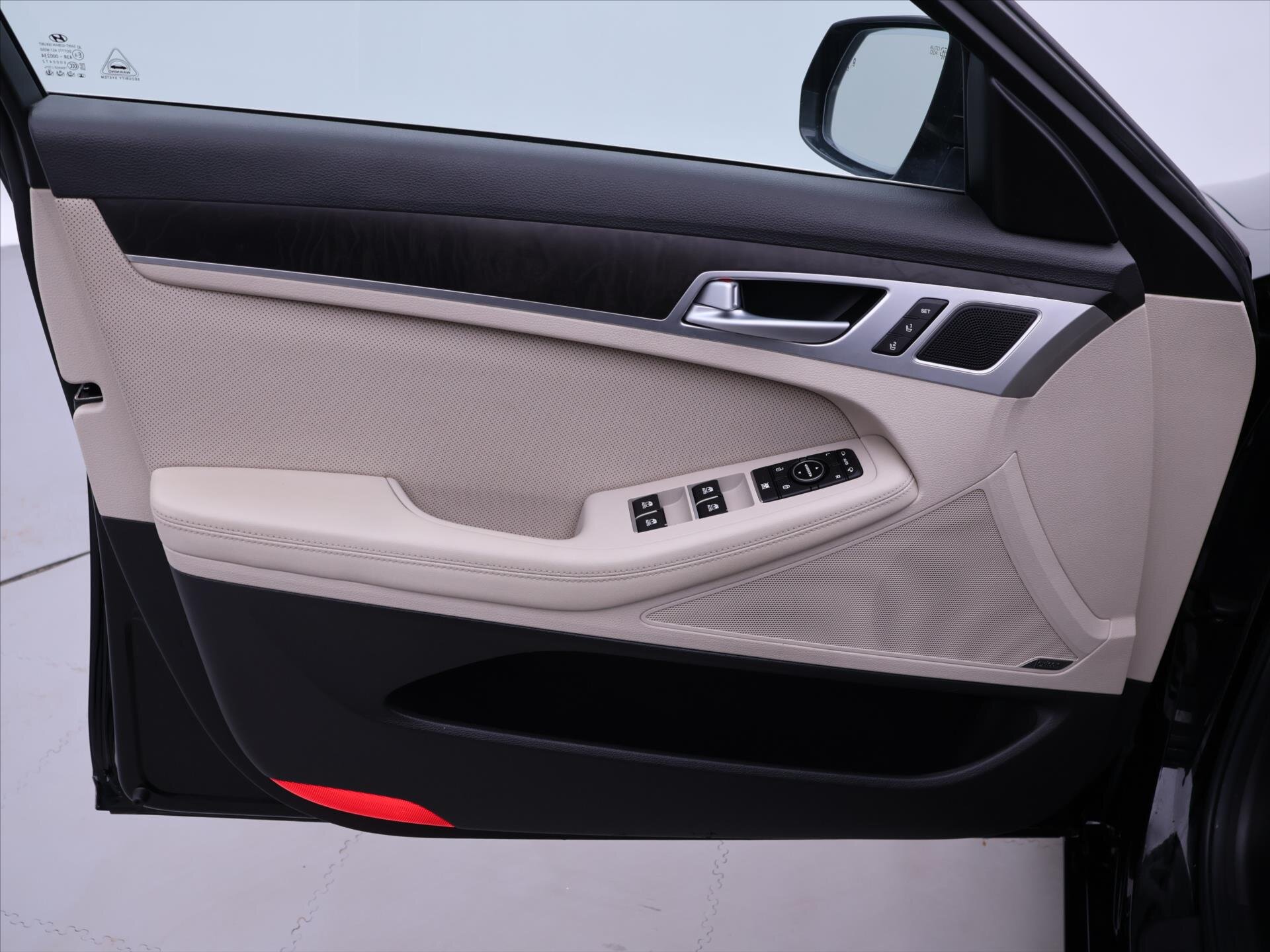 Hyundai Genesis Sedan 3,8 l 232 kw