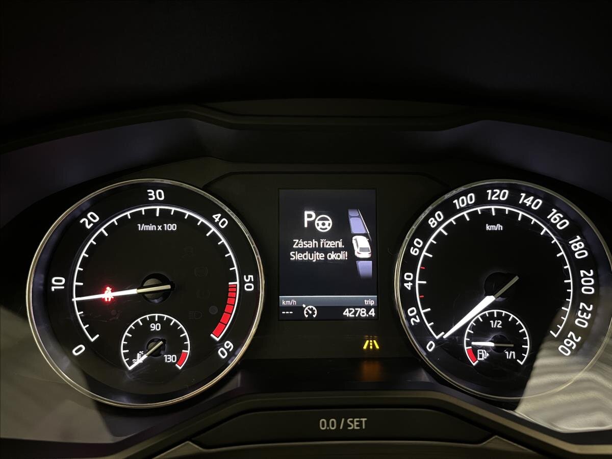 Škoda Superb Kombi 1,6 l 88 kw