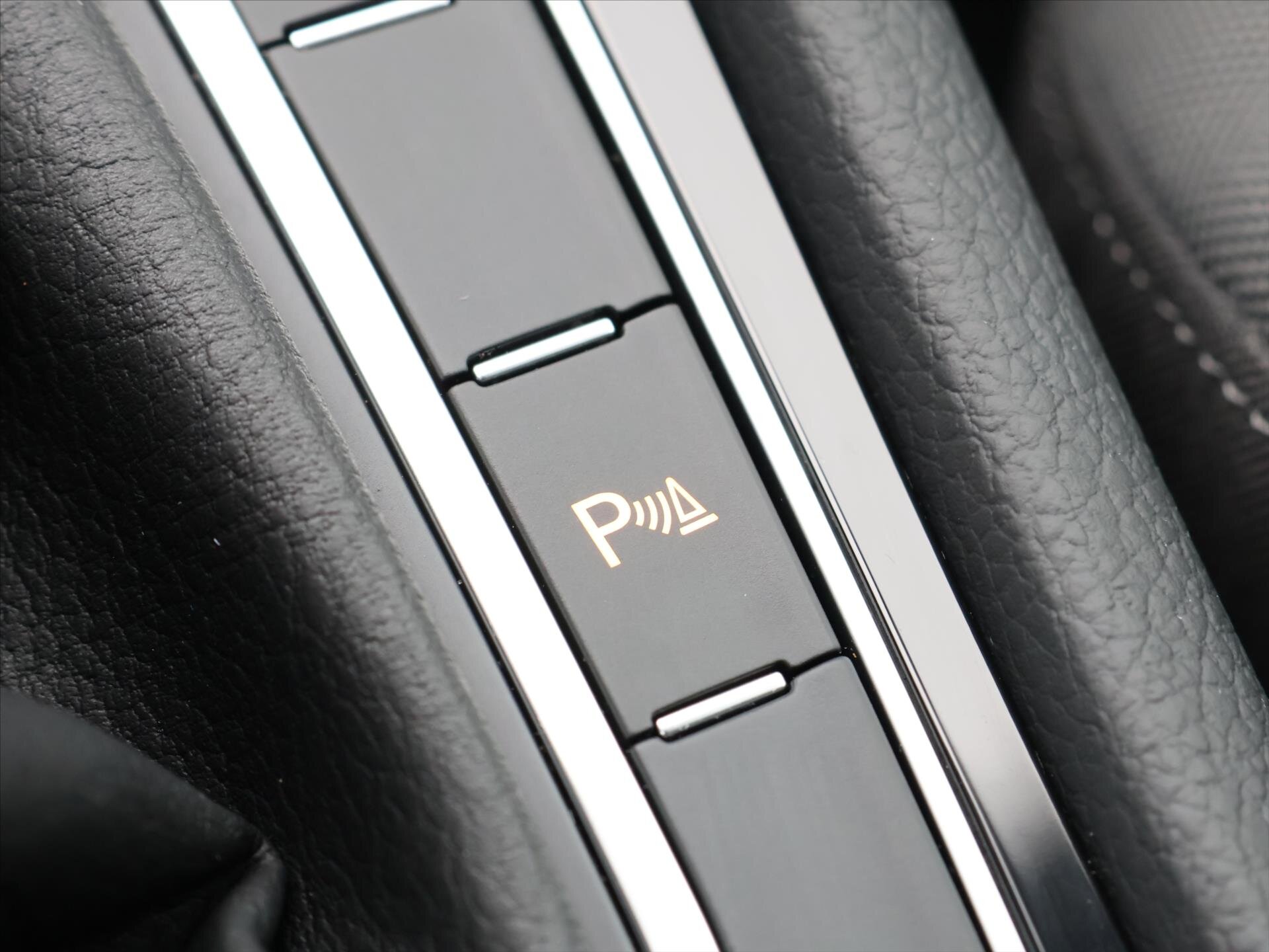 Volkswagen Golf Kombi 1,5 l 110 kw