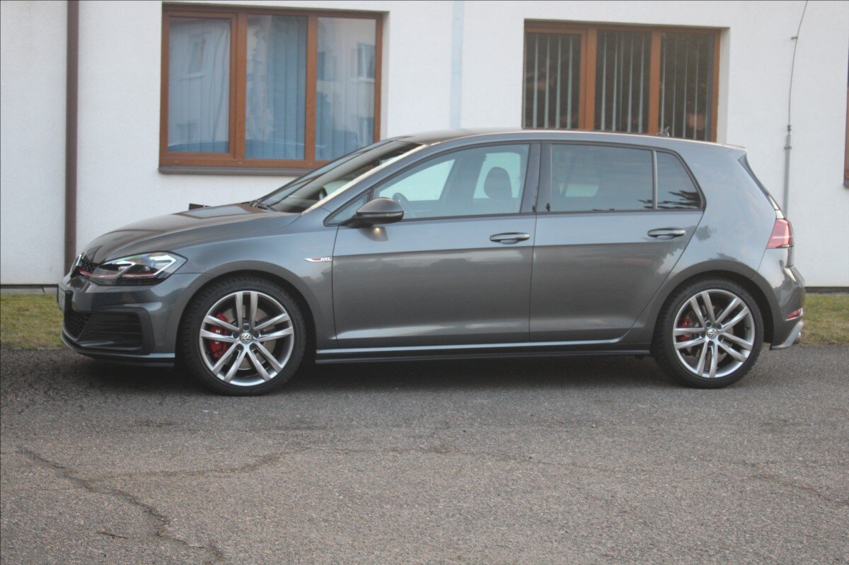 Volkswagen Golf Hatchback 2,0 l 180 kw