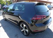 Volkswagen Golf 47