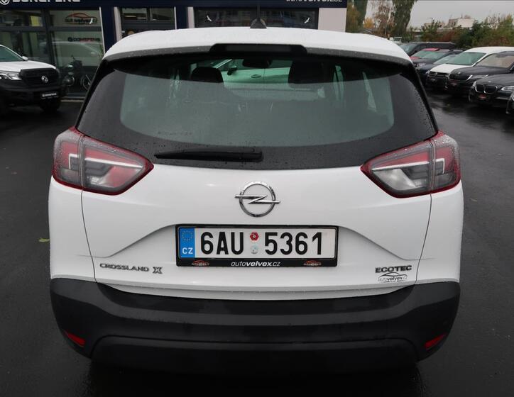 Opel Crossland X 8