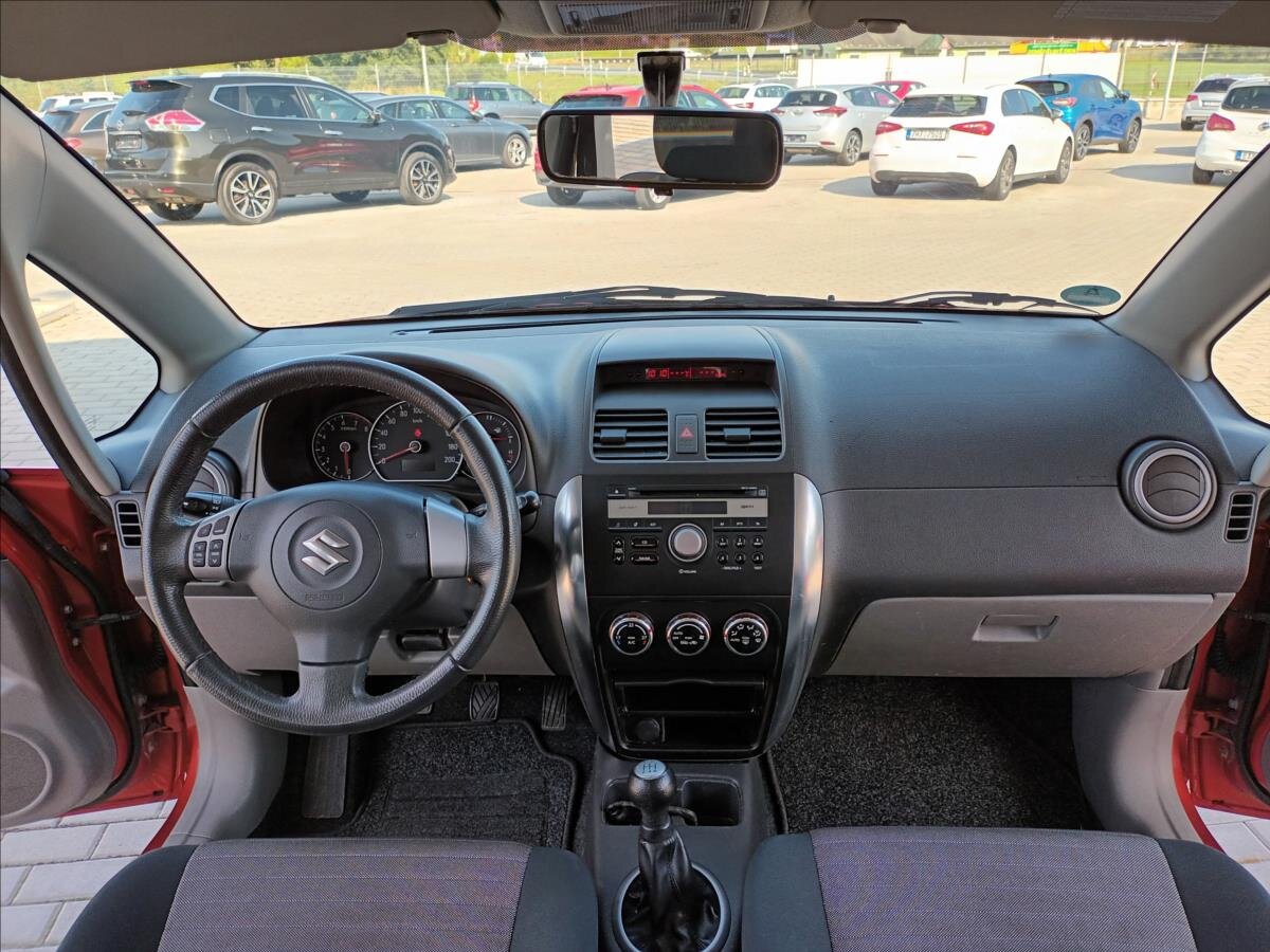 Suzuki SX4 Hatchback 1,6 l 79 kw