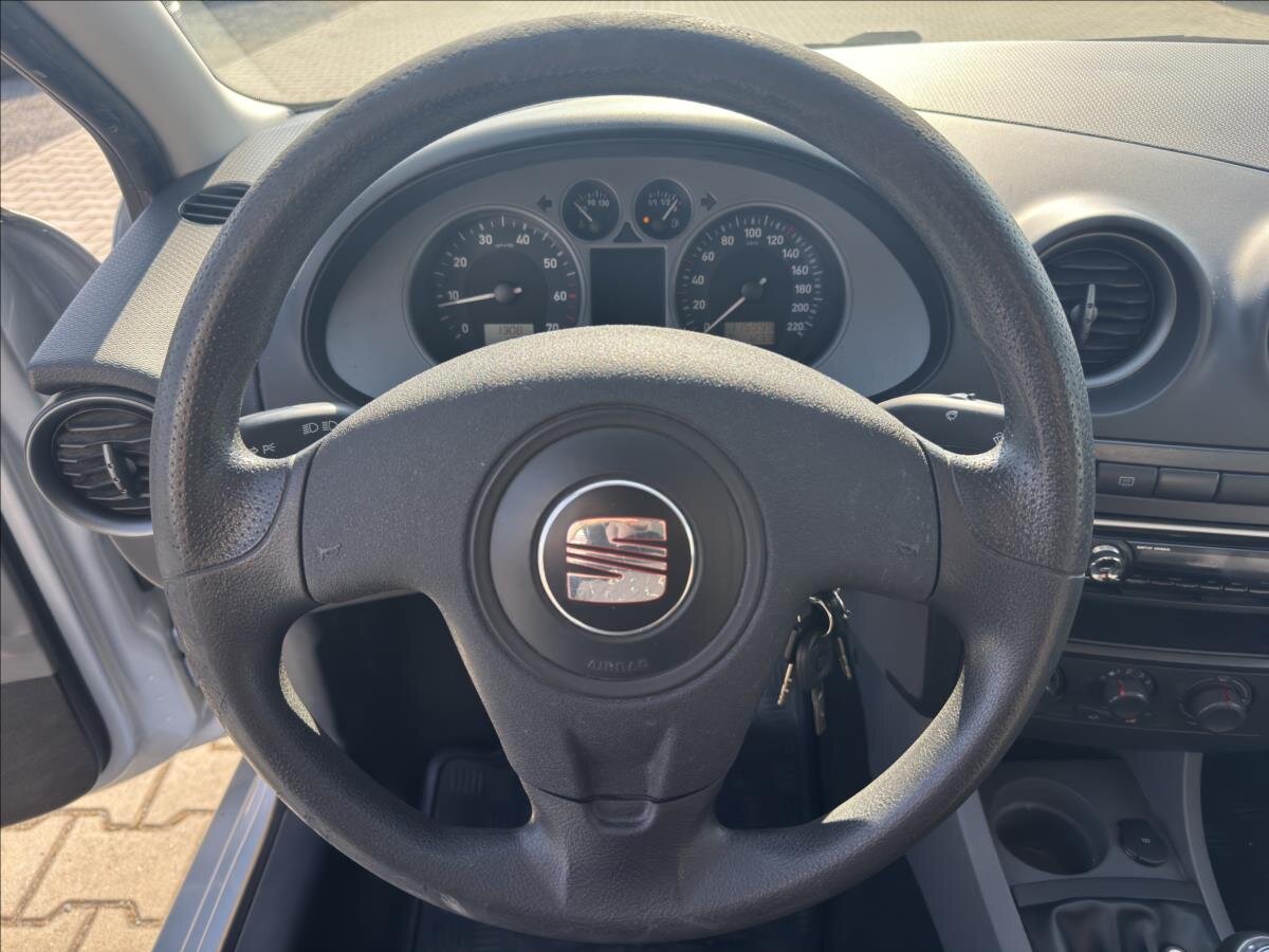 Seat Cordoba Sedan / Limuzína 1,4 l 63 kw