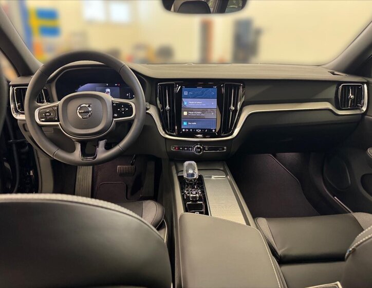 Volvo V60 Kombi 2,0 l 145 kw