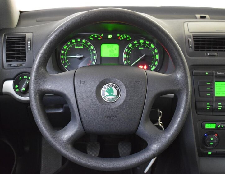 Škoda Octavia Liftback 1,6 l 75 kw