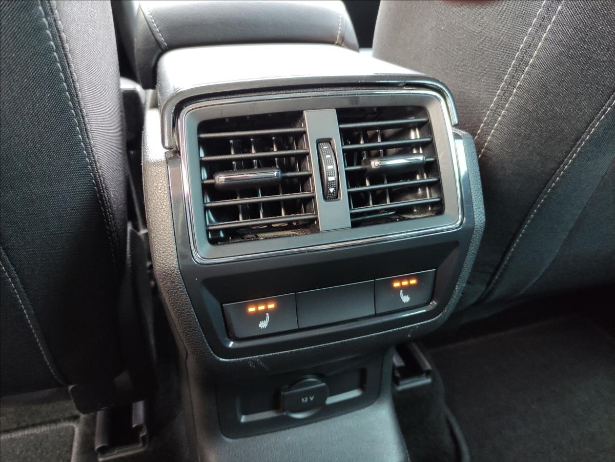 Škoda Karoq SUV / Terénní 2,0 l 110 kw