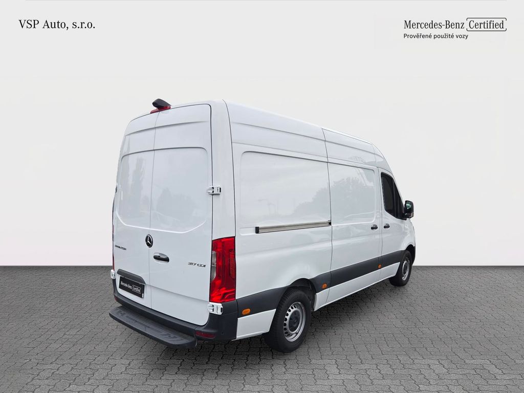 Mercedes-Benz Sprinter