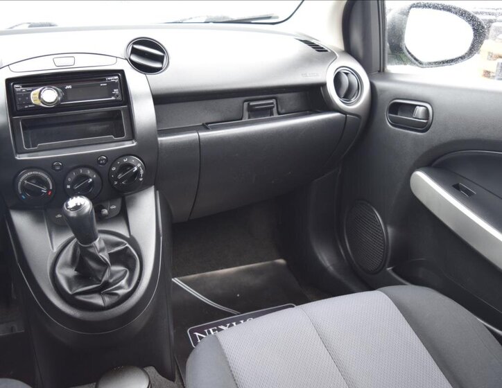 Mazda 2 Hatchback 1,3 l 55 kw