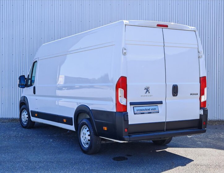 Peugeot Boxer Skříň 2,2 l 121 kw