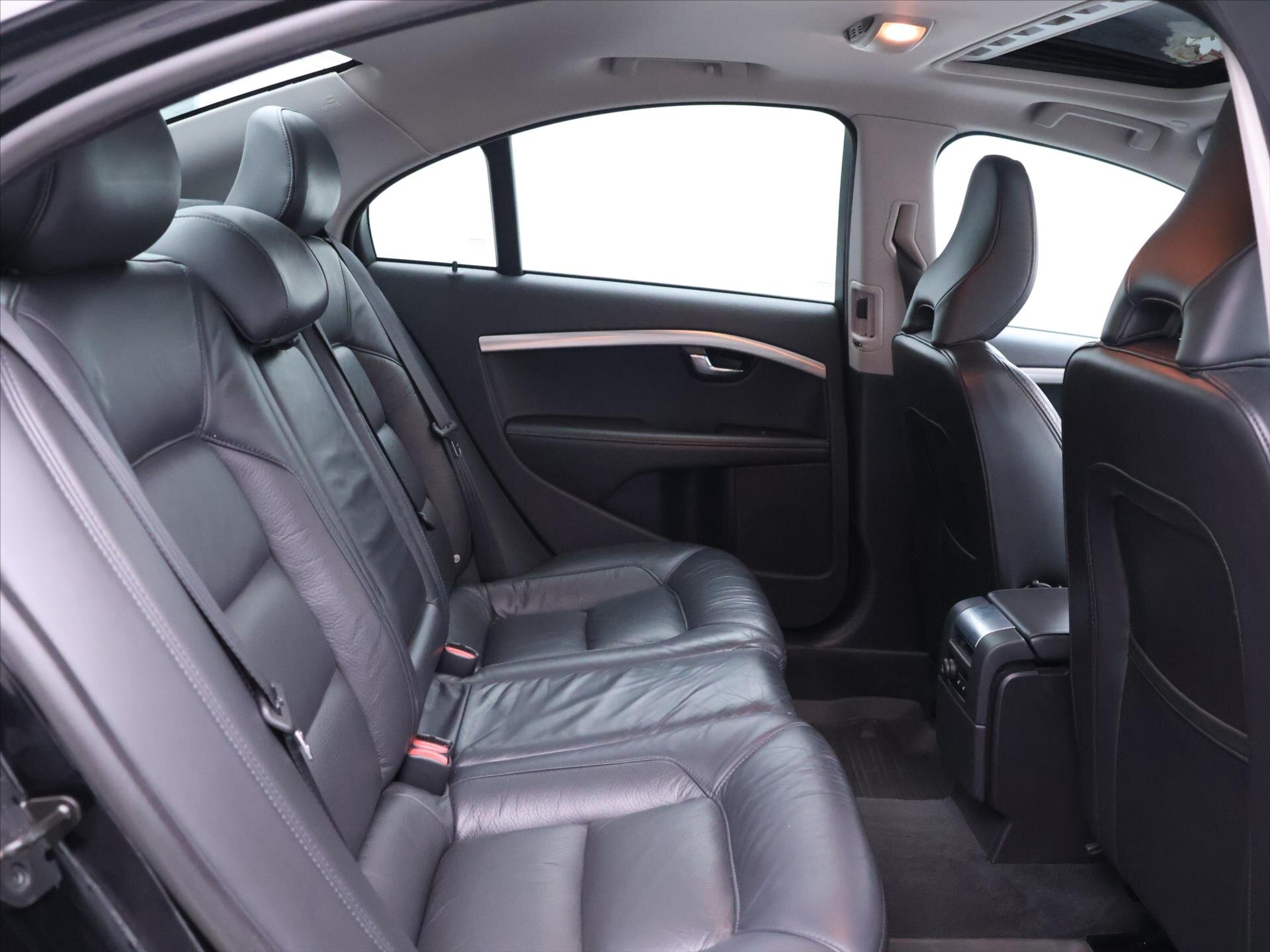 Volvo S80 Sedan / Limuzína 2,4 l 158 kw