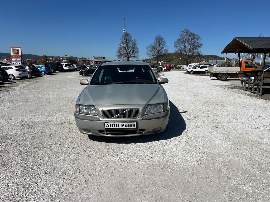 Volvo S80 Sedan / Limuzína 2,5 l 103 kw