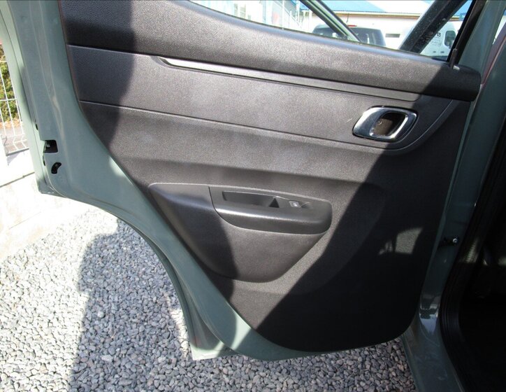 Dacia Spring Hatchback 0,0 48 kw