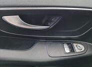Mercedes-Benz Vito 12