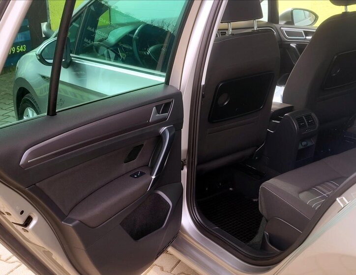 Volkswagen Golf Sportsvan MPV 1,2 l 81 kw