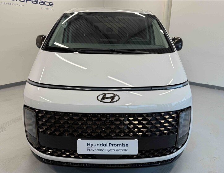 Hyundai Staria MPV 2,2 l 130 kw