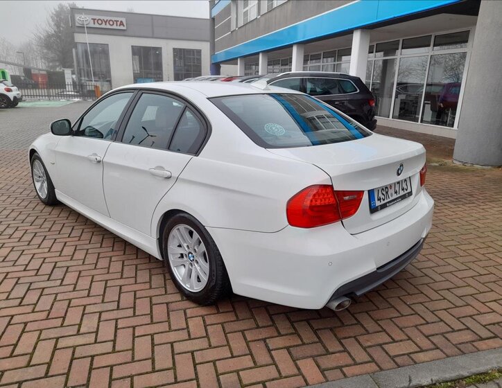 BMW Řada 3 Sedan 2,0 l 135 kw