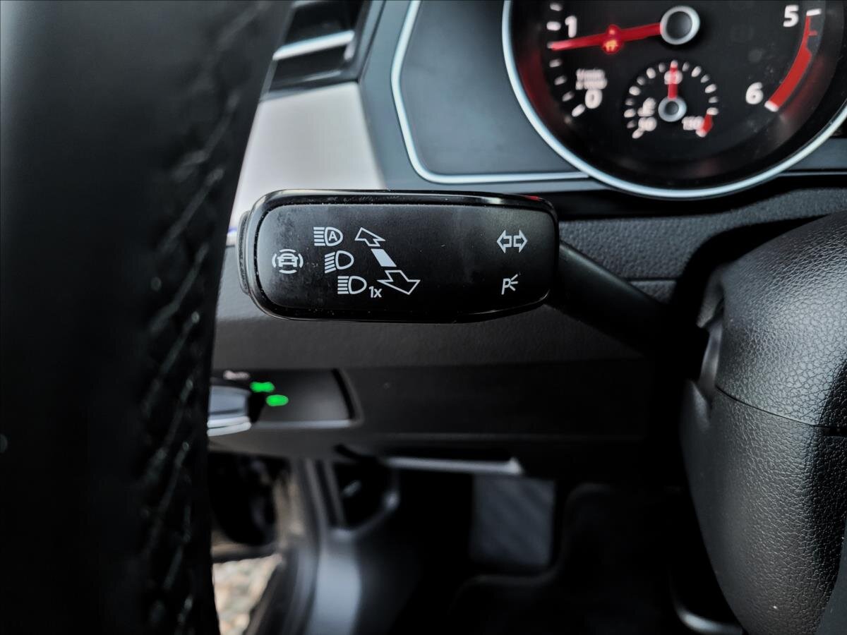 Volkswagen Passat Kombi 2,0 l 90 kw