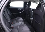 Volvo V40 15