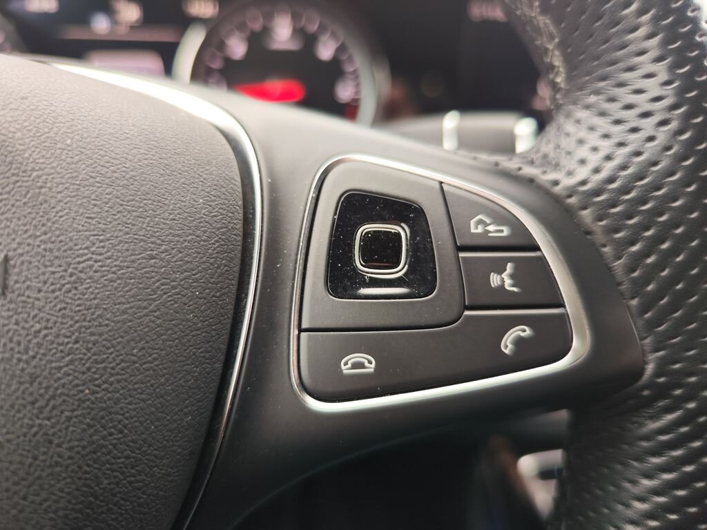 Mercedes-Benz Třídy E Sedan 3,0 l 190 kw