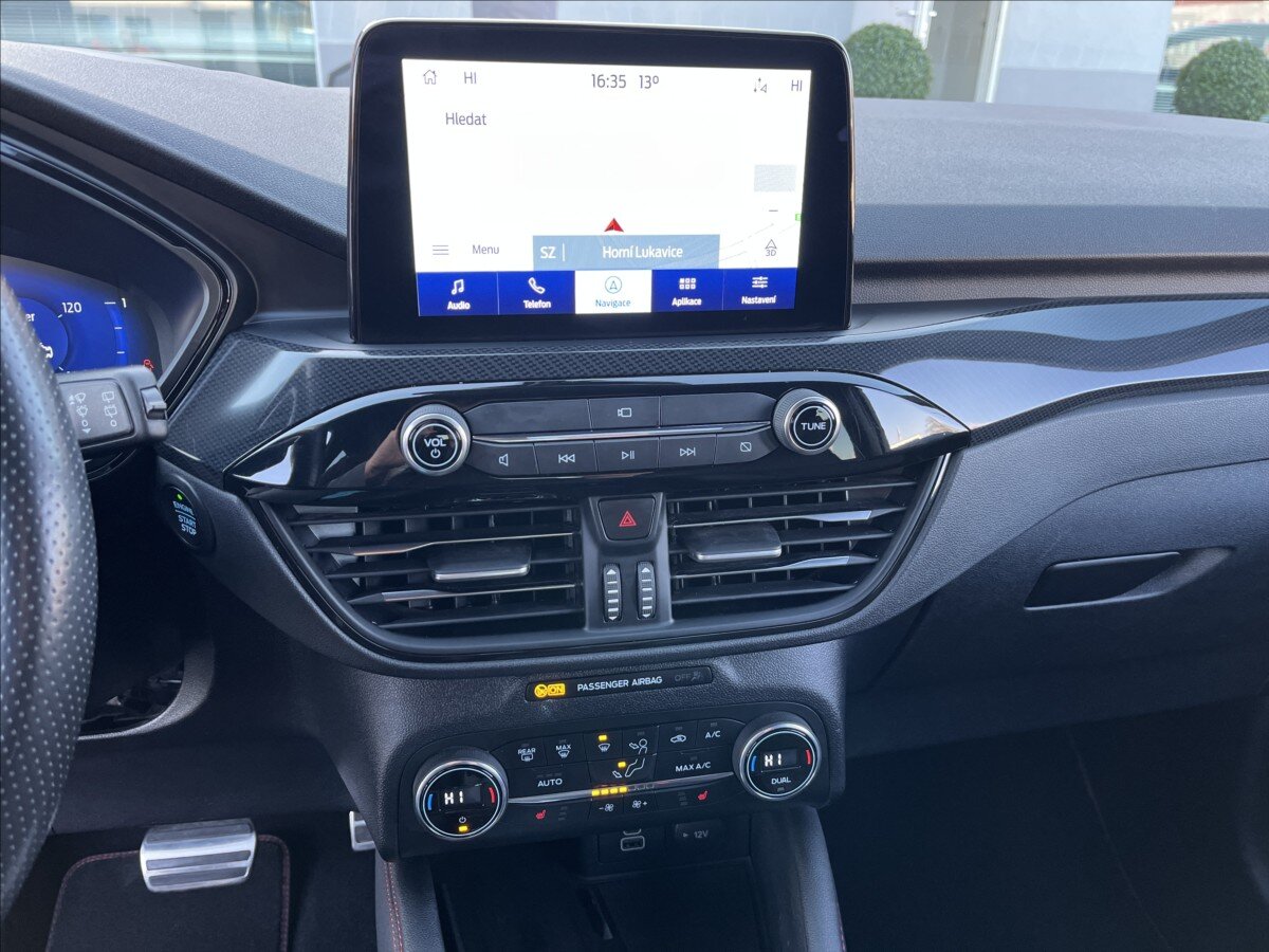 Ford Kuga SUV / Terénní 2,5 l 165 kw