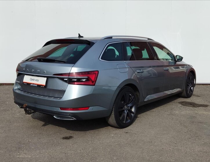 Škoda Superb Kombi 2,0 l 140 kw