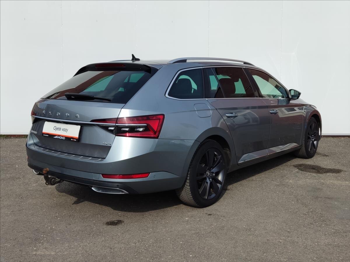 Škoda Superb Kombi 2,0 l 140 kw