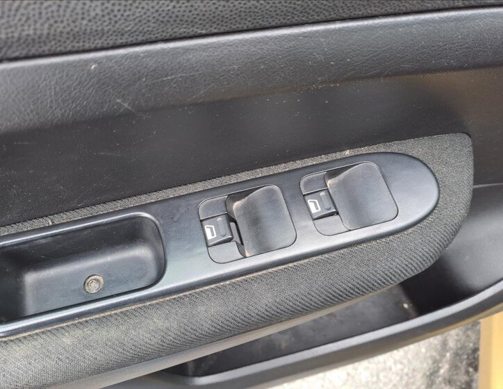 Peugeot 307 Hatchback 1,4 l 65 kw