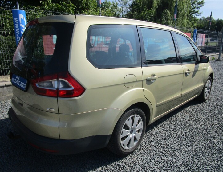 Ford Galaxy 4