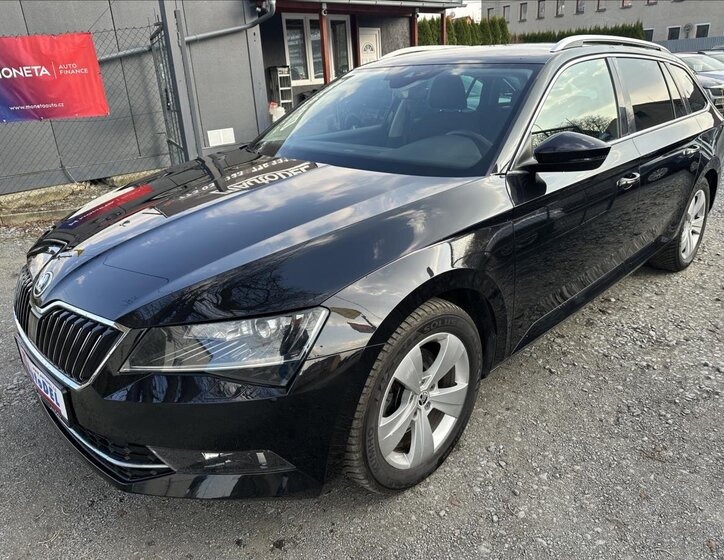 Škoda Superb Kombi 2,0 l 140 kw