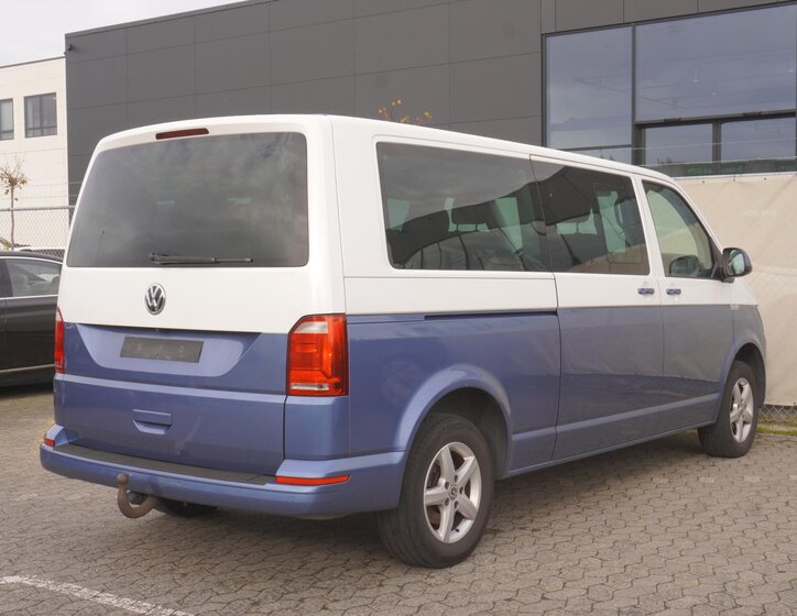 Volkswagen Caravelle 5