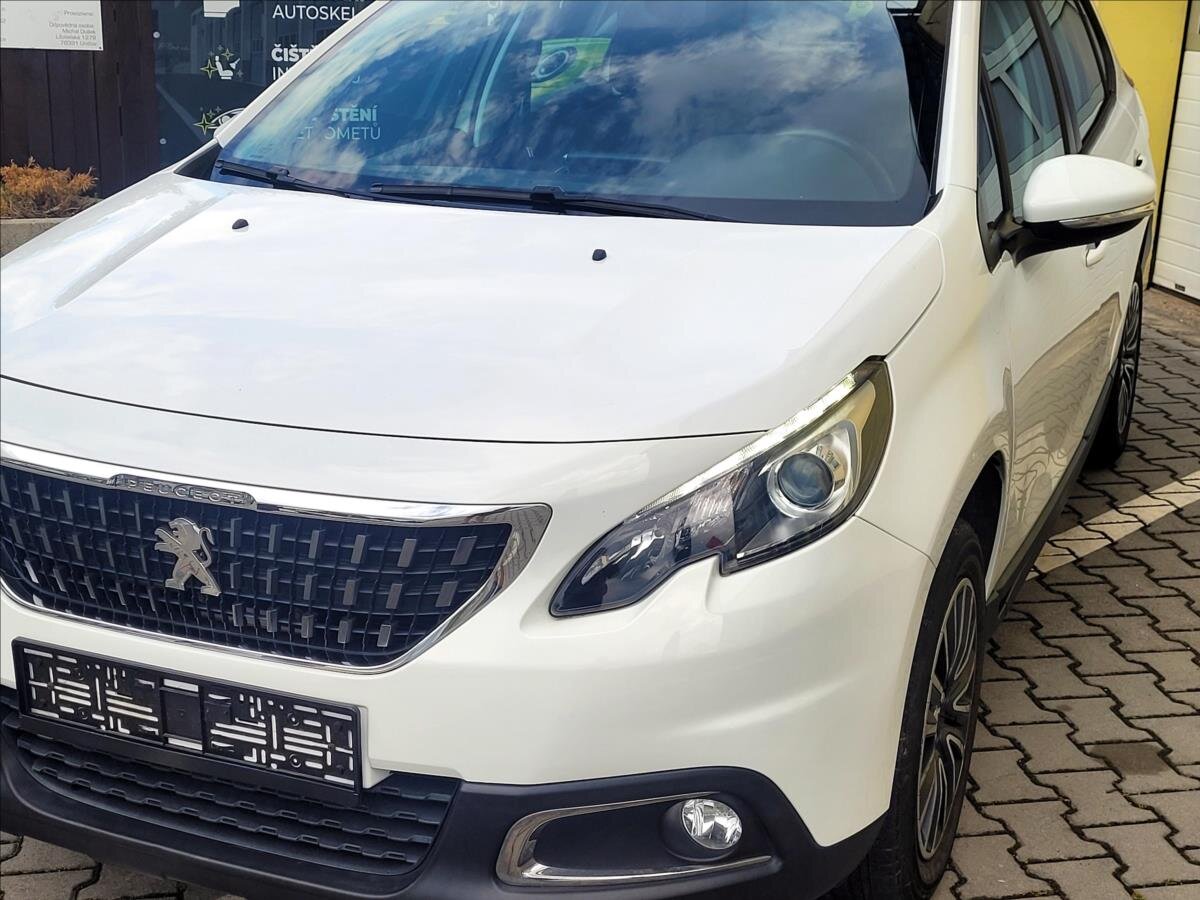 Peugeot 2008 SUV / Terénní 1,2 l 60 kw