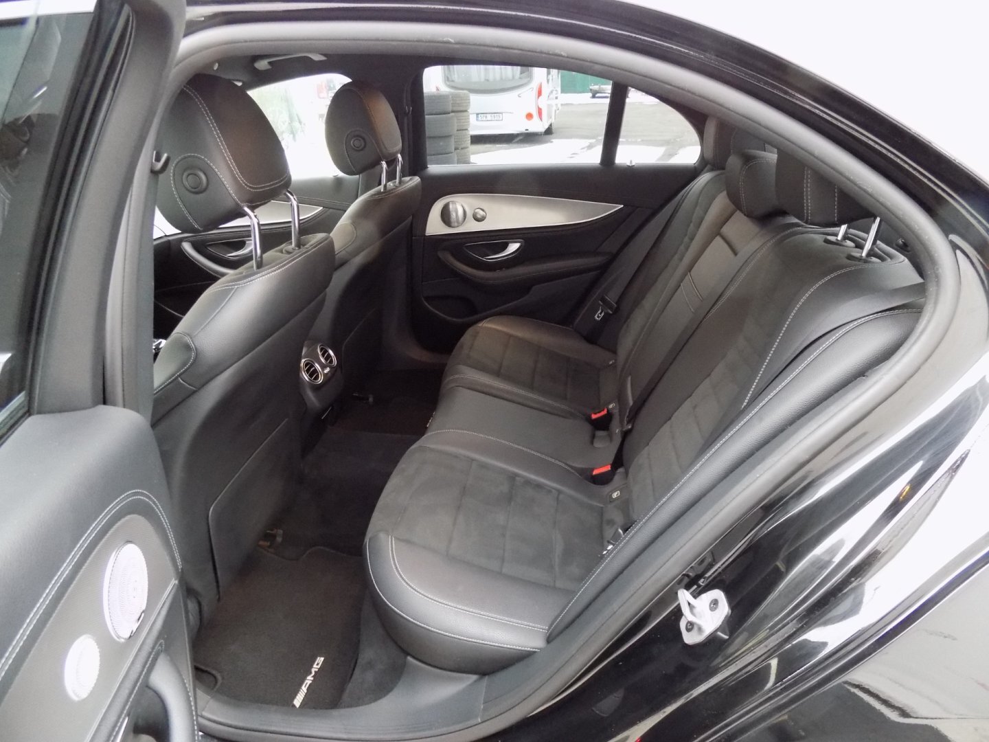 Mercedes-Benz Třídy E Sedan 3,0 l 190 kw