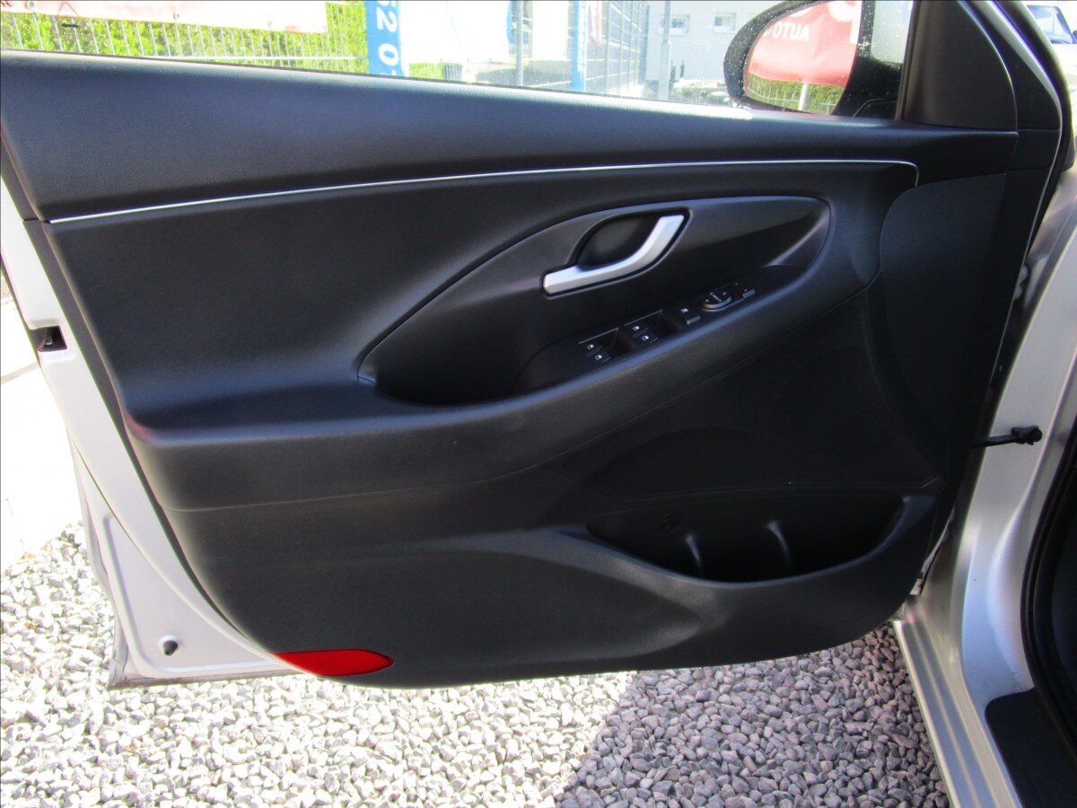 Hyundai i30 Kombi 1,6 l 81 kw