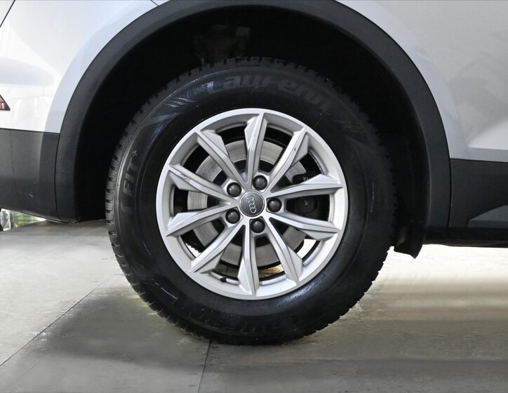 Audi Q5 SUV 2,0 l 140 kw