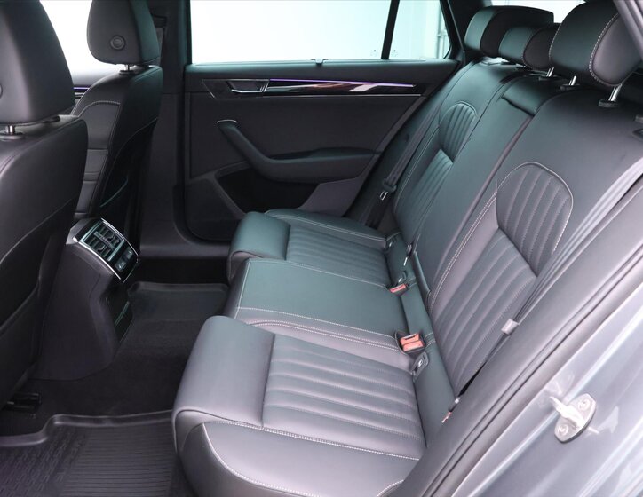 Škoda Superb Kombi 2,0 l 147 kw