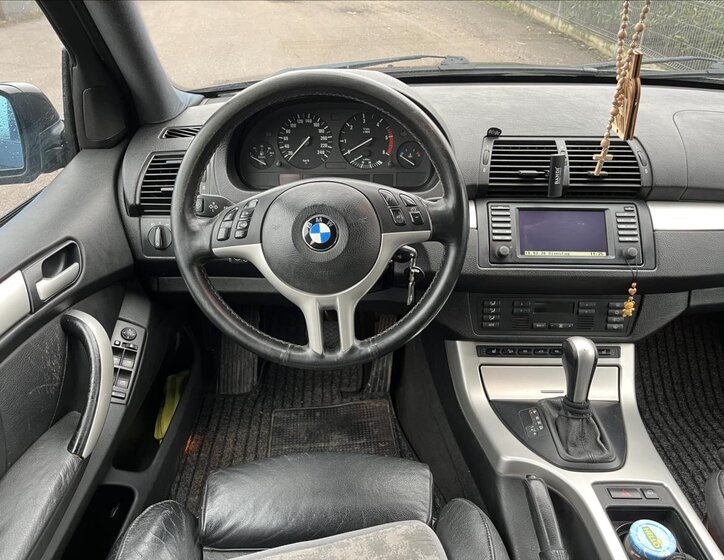 BMW X5 SUV 2,9 l 135 kw