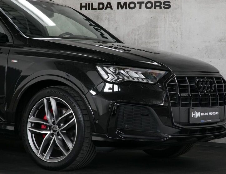 Audi Q7 5