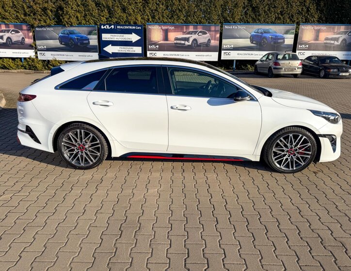 KIA ProCeed Liftback 1,6 l 150 kw