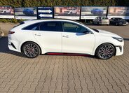 KIA ProCeed Liftback 1,6 l 150 kw