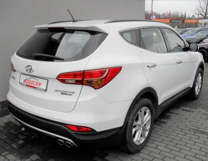 Hyundai Santa Fe 6