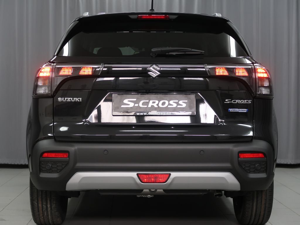 Suzuki S-Cross